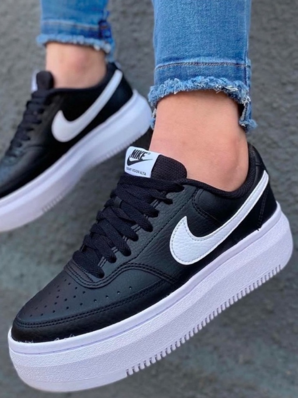 ✔️Size 7.5 - NWT: NIKE - Women's Court Vision Alta shoes